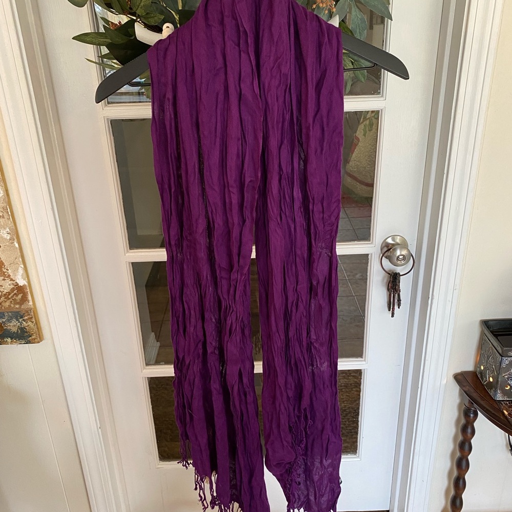 Apt. 9 Lightweight Purple Scarf with Fringe OS